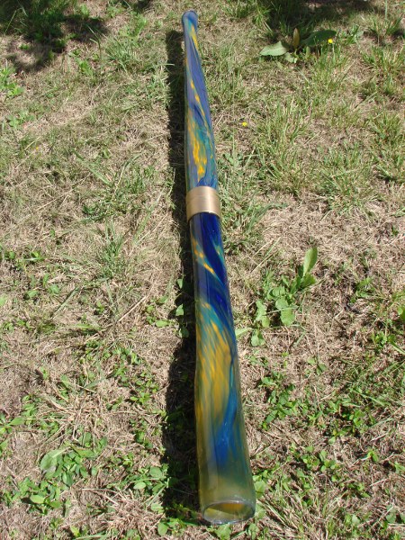 Bleu jaune 1m55 vendu.JPG