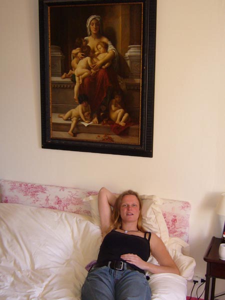 Queen Lies in her room