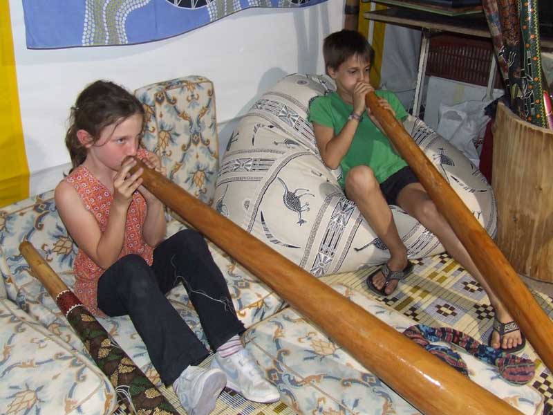 les pitis n'enfants futurs pros du didg